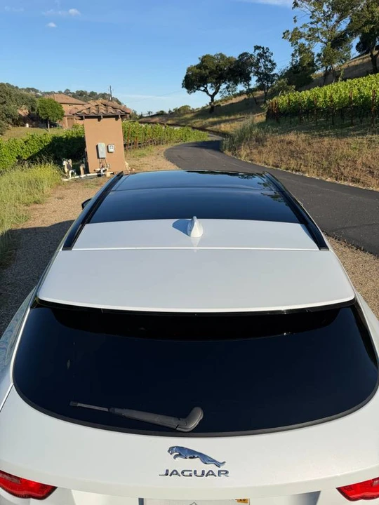 2018 Jaguar F-Pace - Image 11 of 24