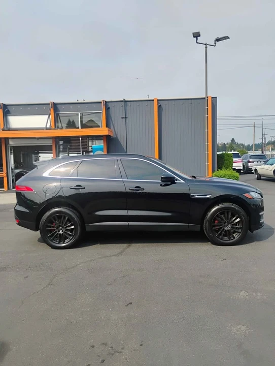 2018 Jaguar F-Pace - Image 4 of 12