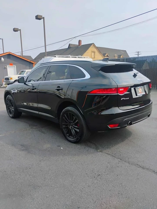 2018 Jaguar F-Pace - Image 7 of 12