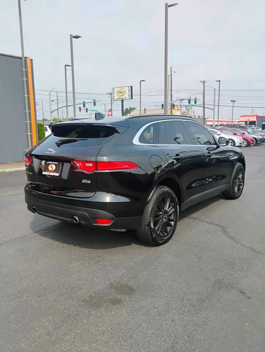 2018 Jaguar F-Pace - Image 5 of 12