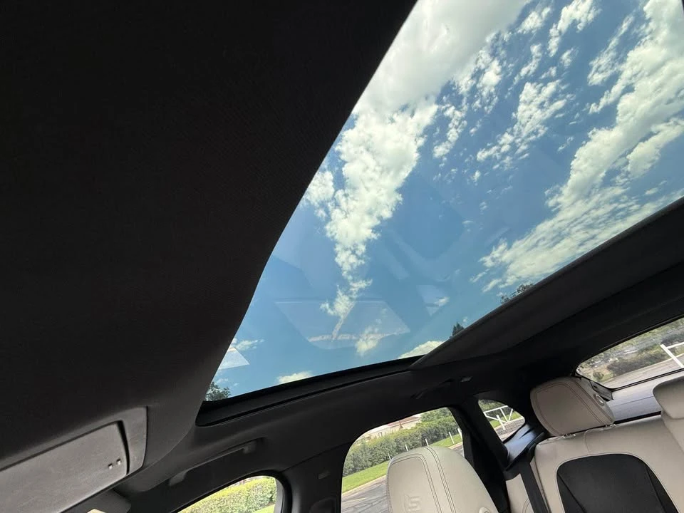 2018 Jaguar F-Pace - Image 13 of 15