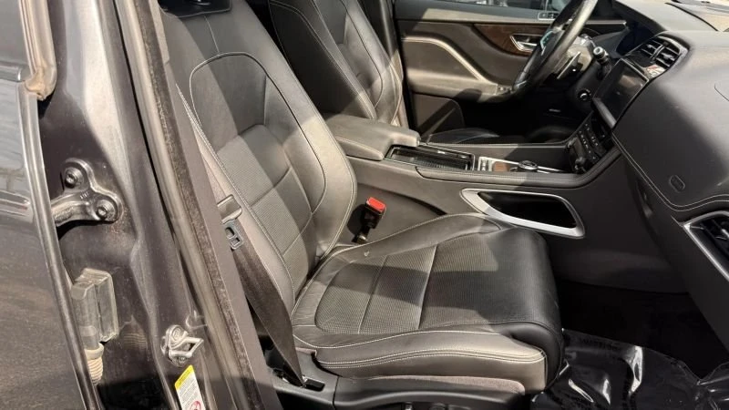 2018 Jaguar F-Pace - Image 10 of 20