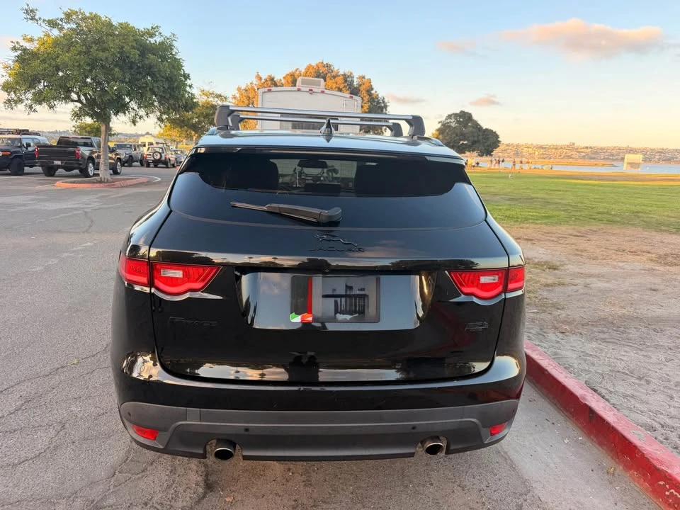 2018 Jaguar F-Pace - Image 6 of 8