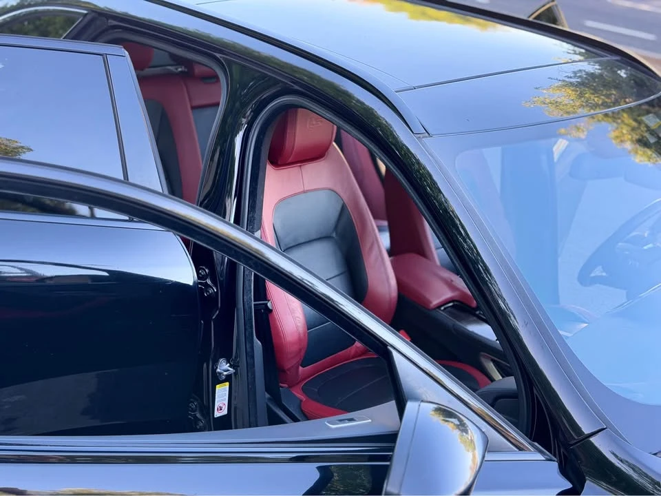 2018 Jaguar F-Pace - Image 17 of 17