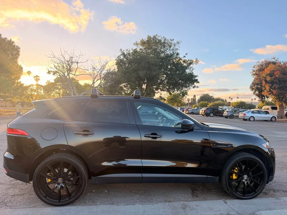 2018 Jaguar F-Pace - Image 4 of 8