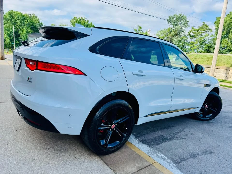 2018 Jaguar F-Pace - Image 4 of 20