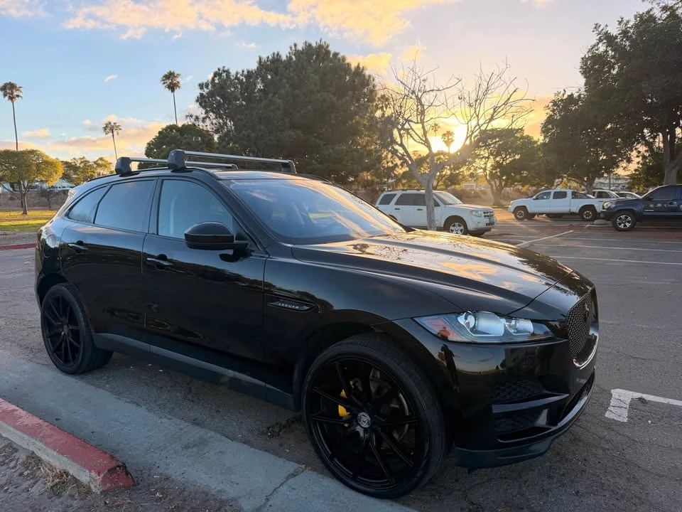 2018 Jaguar F-Pace - Image 3 of 8