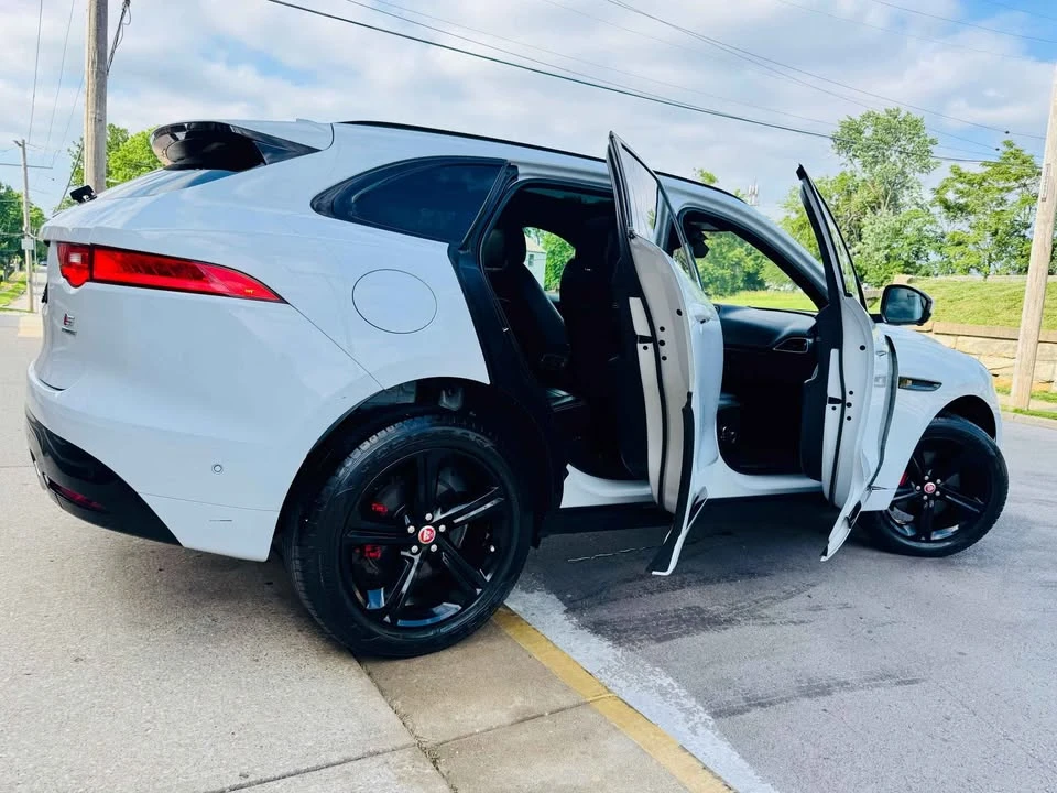 2018 Jaguar F-Pace - Image 6 of 20