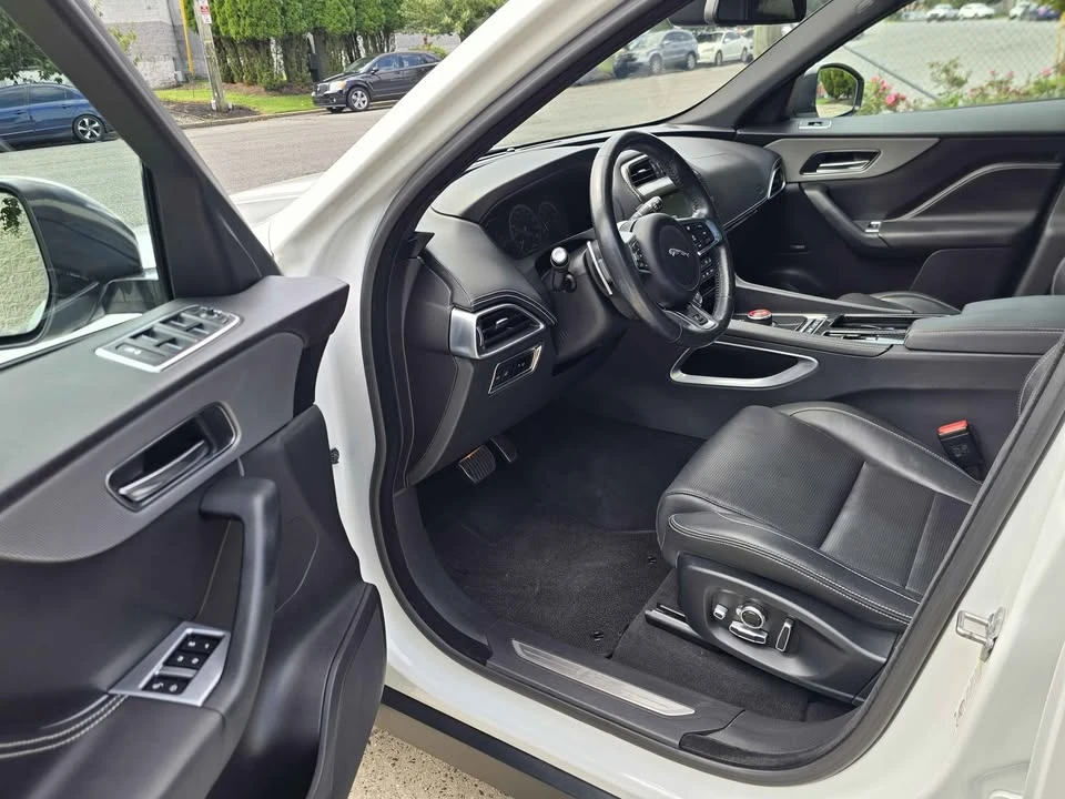 2018 Jaguar F-Pace - Image 12 of 20