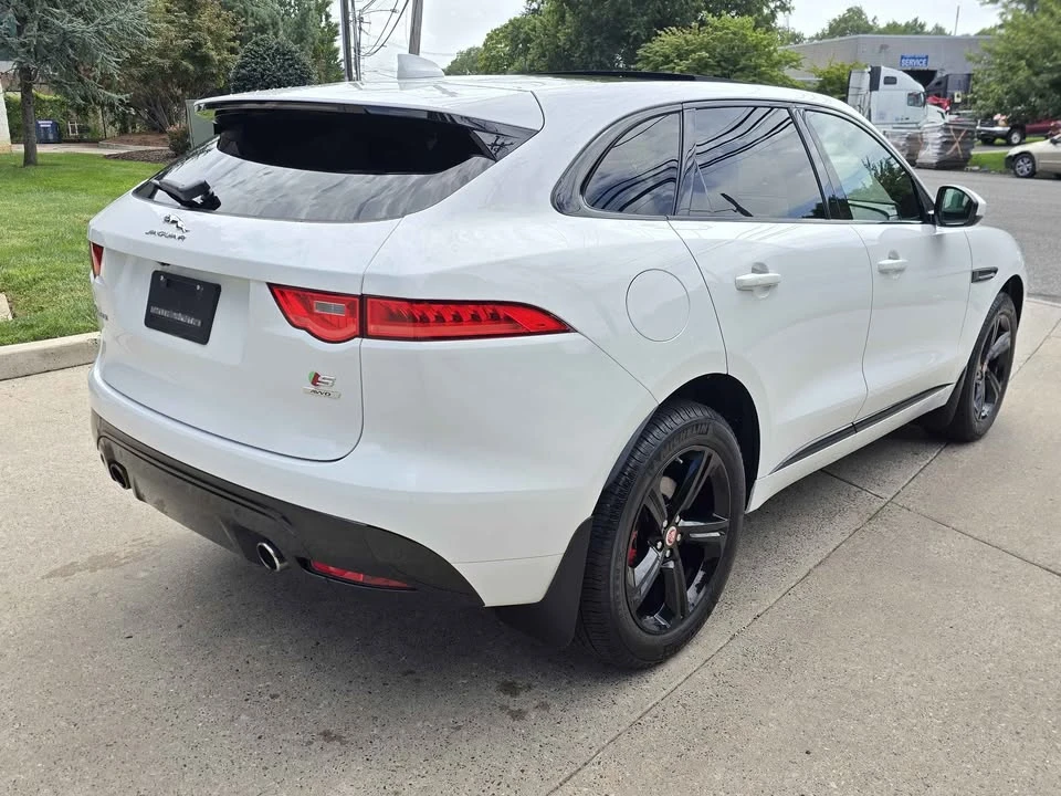 2018 Jaguar F-Pace - Image 5 of 20