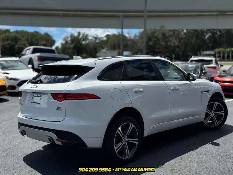 2018 Jaguar F-Pace - Image 5 of 20