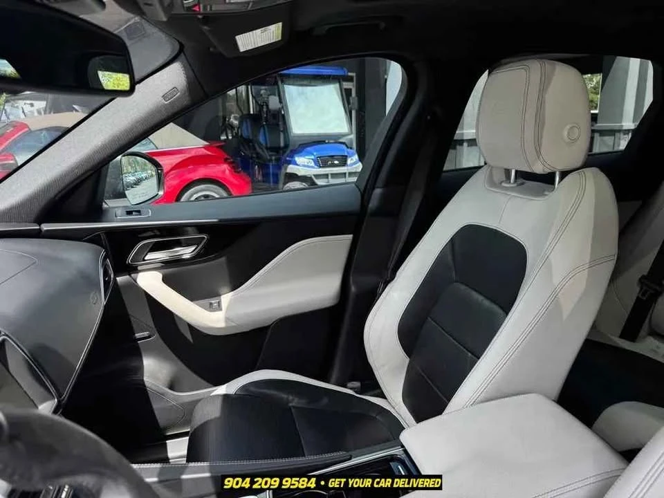 2018 Jaguar F-Pace - Image 19 of 20