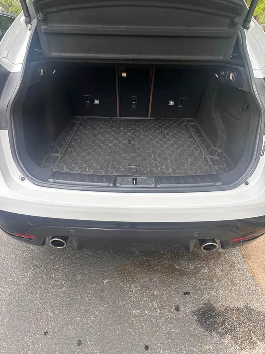 2018 Jaguar F-Pace - Image 9 of 9