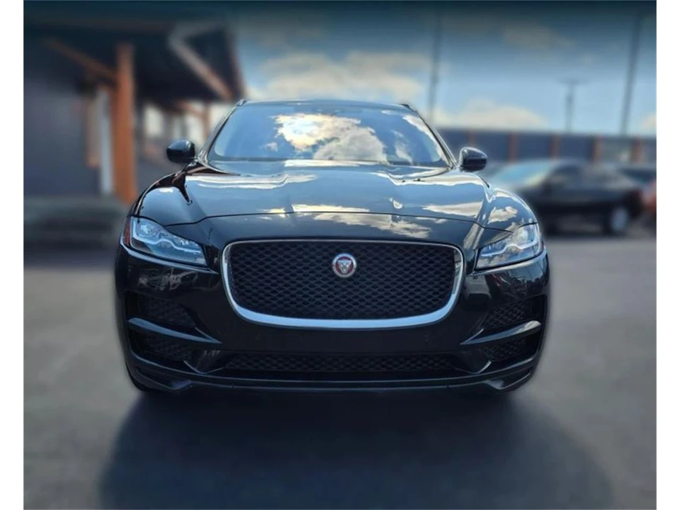 2018 Jaguar F-Pace - Image 8 of 21