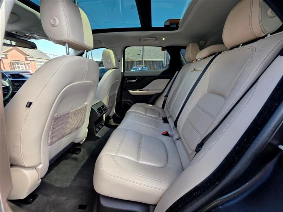 2018 Jaguar F-Pace - Image 10 of 21