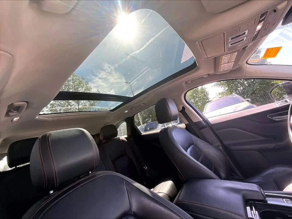 2018 Jaguar F-Pace - Image 13 of 15