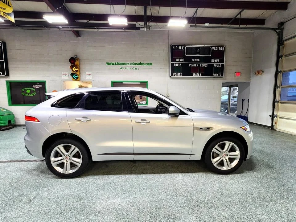 2018 Jaguar F-Pace - Image 5 of 15