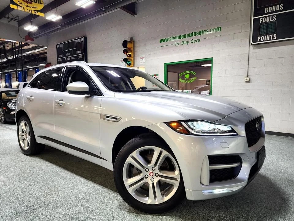 2018 Jaguar F-Pace - Image 14 of 15