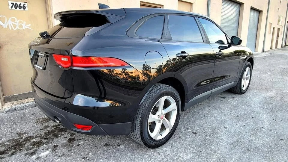 2018 Jaguar F-Pace - Image 9 of 20