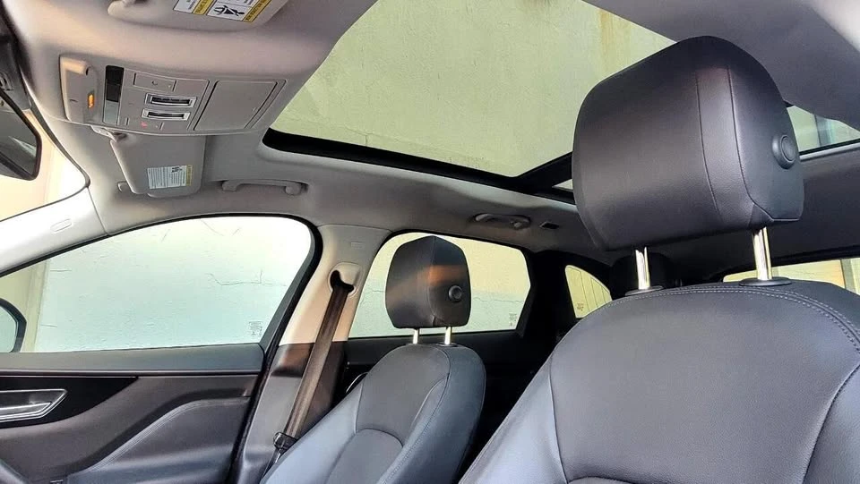 2018 Jaguar F-Pace - Image 18 of 20