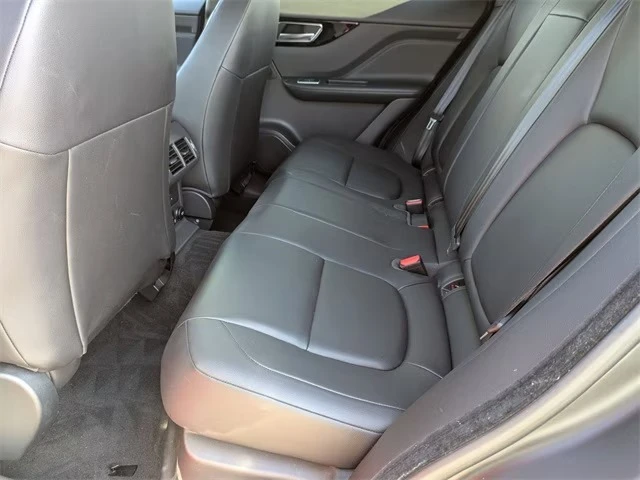 2018 Jaguar F-Pace - Image 4 of 5