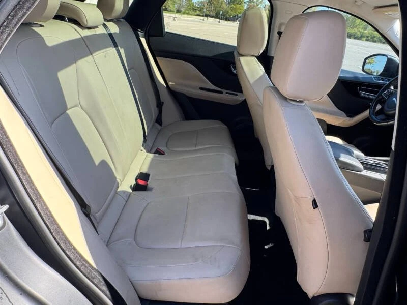 2018 Jaguar F-Pace - Image 10 of 10