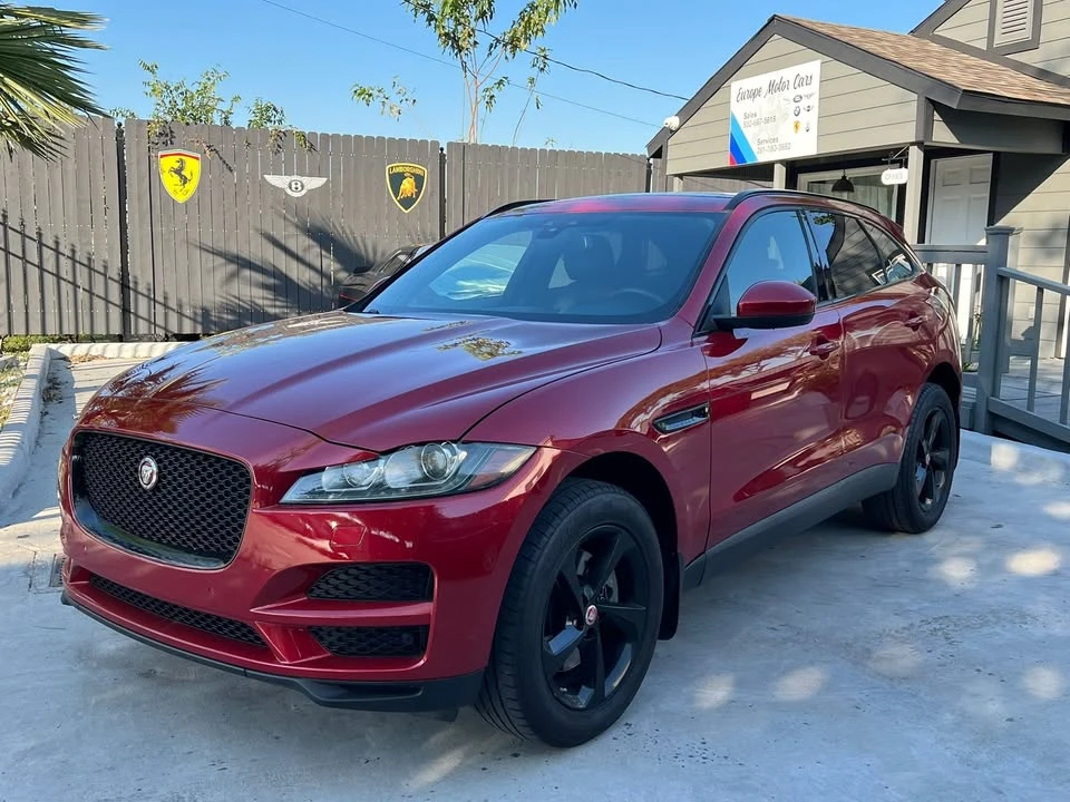 2018 Jaguar F-Pace - Image 2 of 20