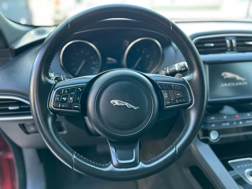 2018 Jaguar F-Pace - Image 10 of 20