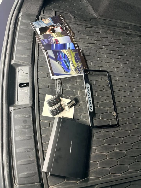 2018 Jaguar F-Pace - Image 19 of 20
