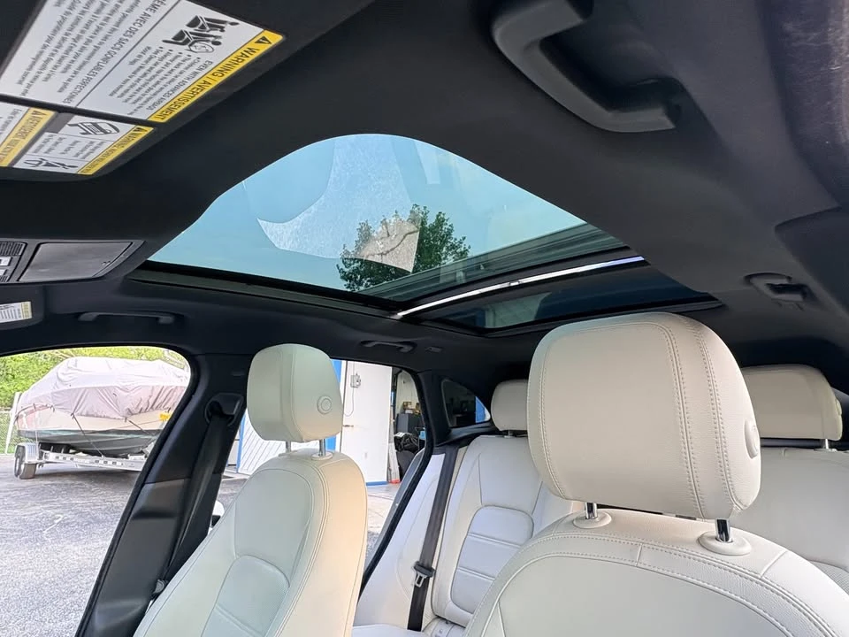 2018 Jaguar F-Pace - Image 13 of 20