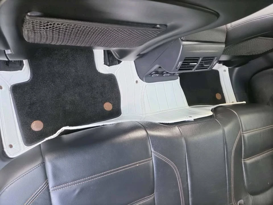 2018 Jaguar F-Pace - Image 15 of 20