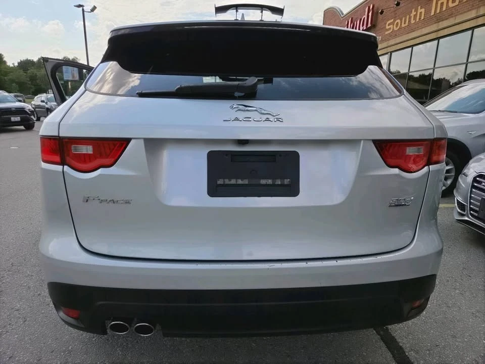 2018 Jaguar F-Pace - Image 5 of 20