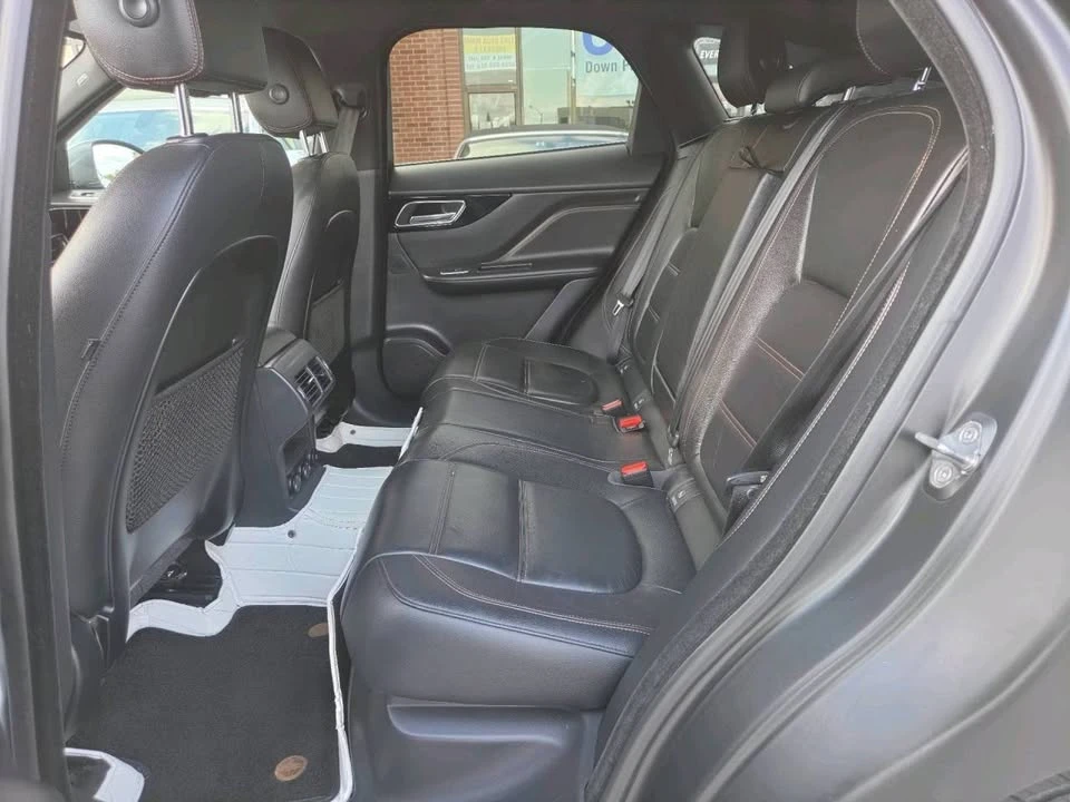 2018 Jaguar F-Pace - Image 19 of 20