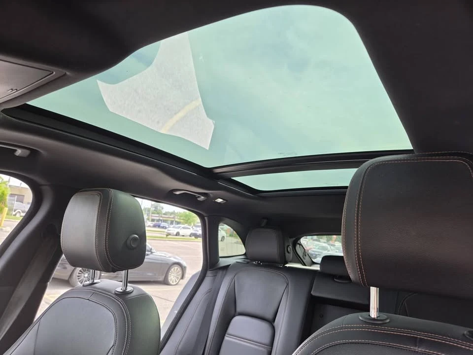 2018 Jaguar F-Pace - Image 12 of 20