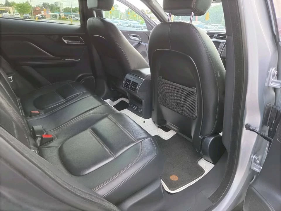 2018 Jaguar F-Pace - Image 7 of 20