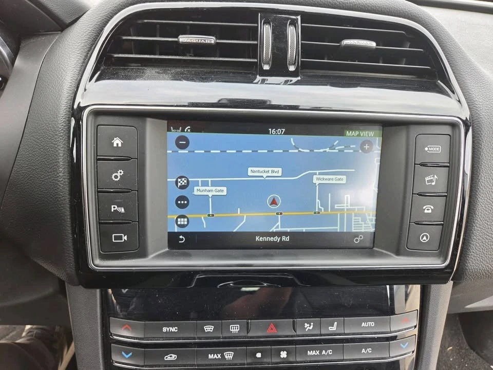 2018 Jaguar F-Pace - Image 20 of 20