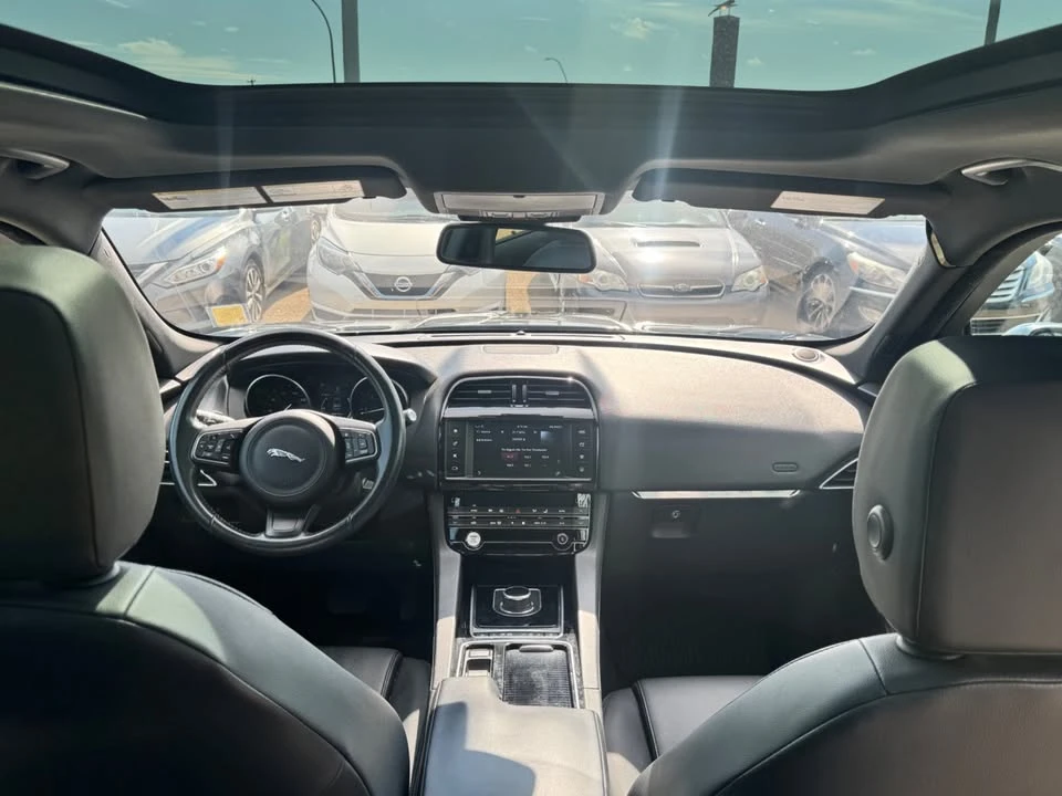2018 Jaguar F-Pace - Image 9 of 9