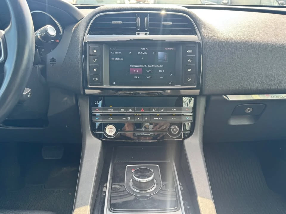 2018 Jaguar F-Pace - Image 8 of 9