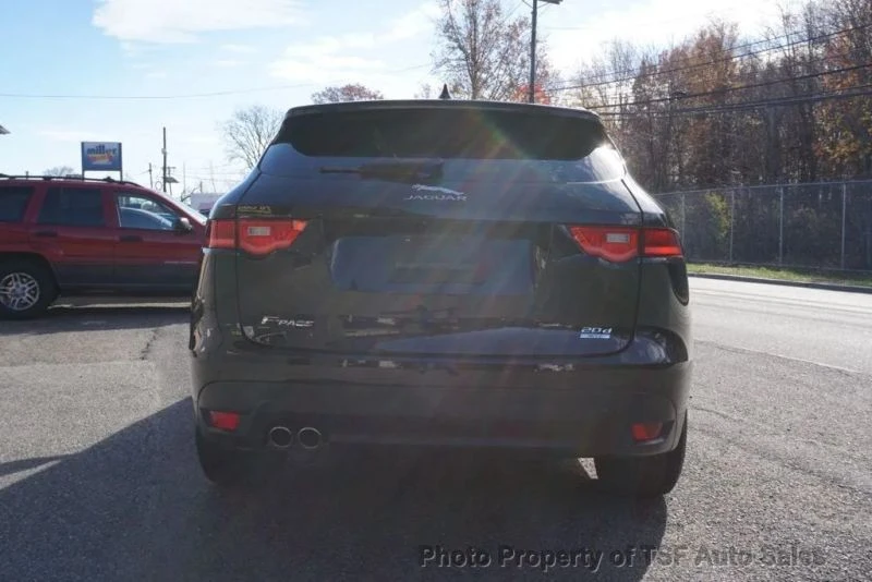 2018 Jaguar F-Pace - Image 6 of 12