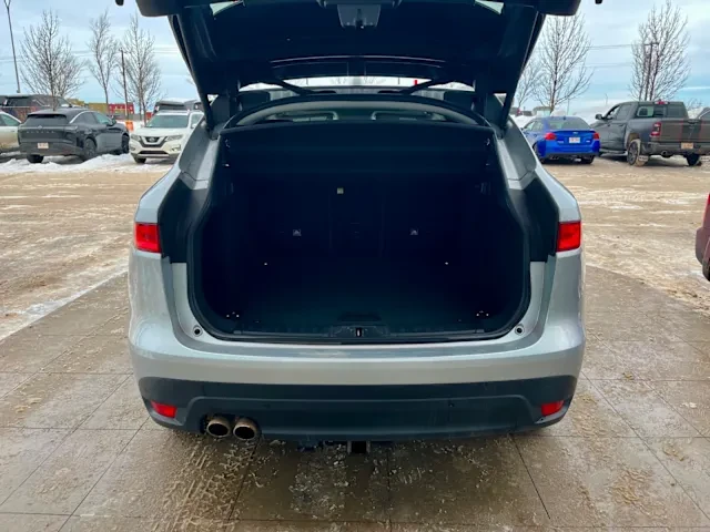 2018 Jaguar F-Pace - Image 13 of 13