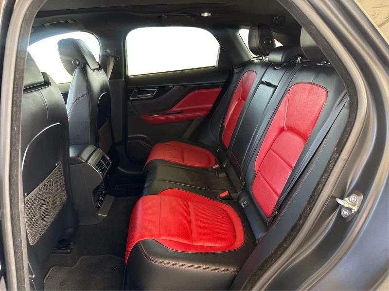 2018 Jaguar F-Pace - Image 10 of 12