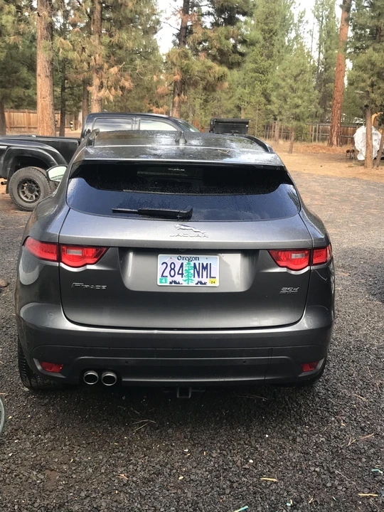 2018 Jaguar F-Pace - Image 11 of 31