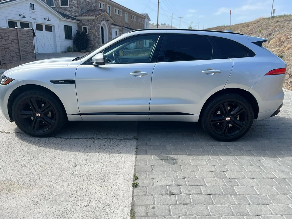 2018 Jaguar F-Pace - Image 23 of 25