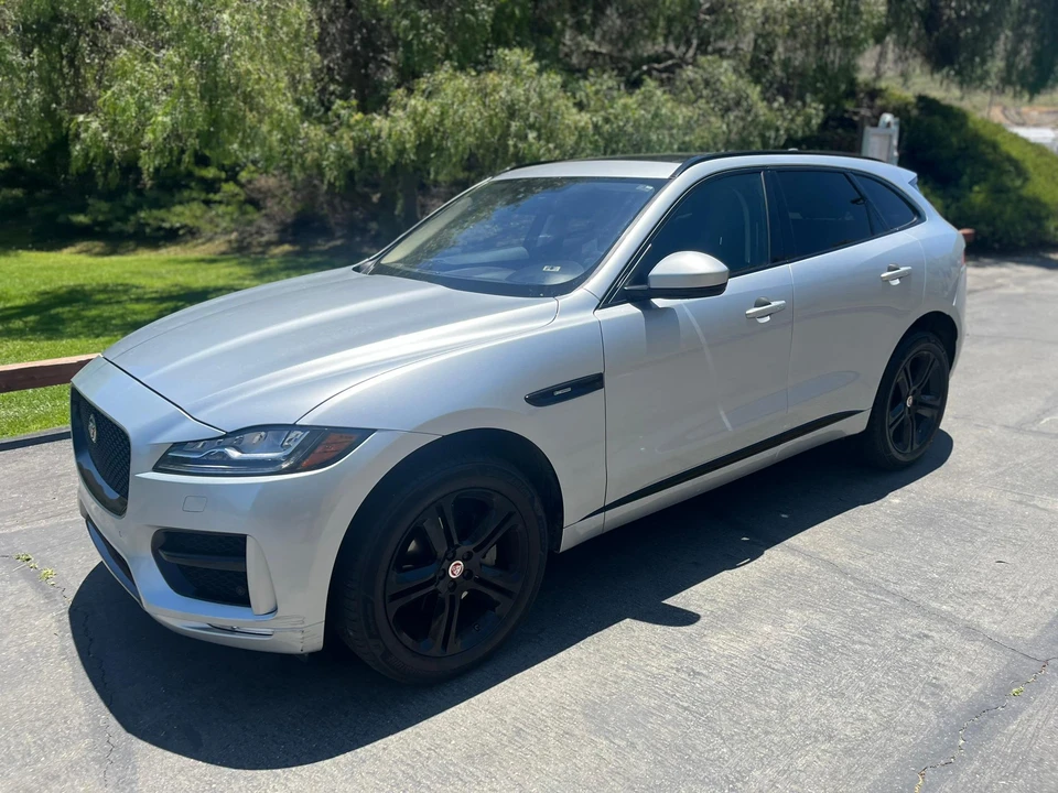 2018 Jaguar F-Pace - Image 7 of 25