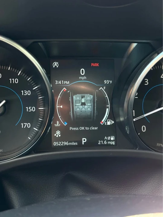 2018 Jaguar F-Pace - Image 14 of 20