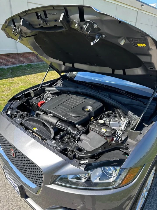 2018 Jaguar F-Pace - Image 7 of 20