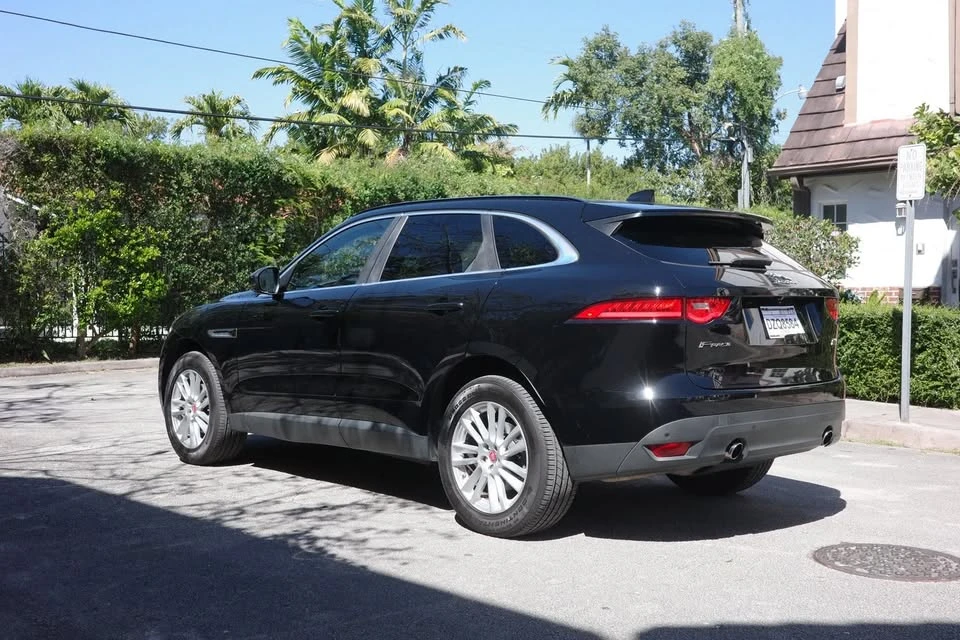 2018 Jaguar F-Pace - Image 6 of 11