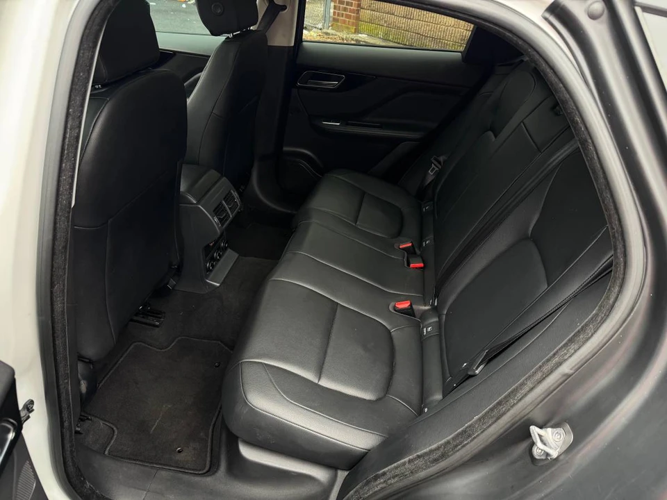 2018 Jaguar F-Pace - Image 20 of 20
