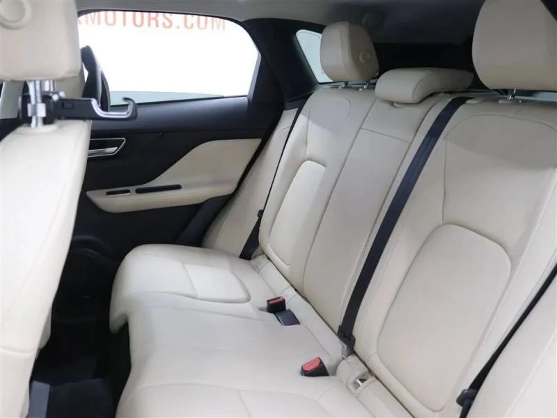 2018 Jaguar F-Pace - Image 11 of 12