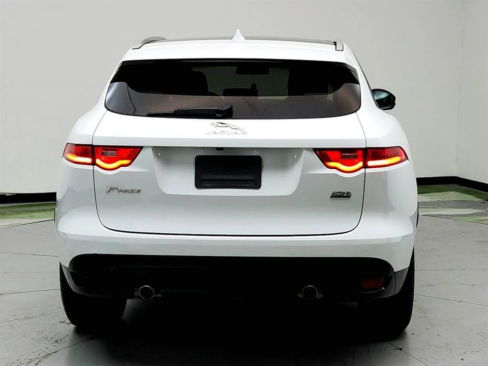 2018 Jaguar F-Pace - Image 6 of 12